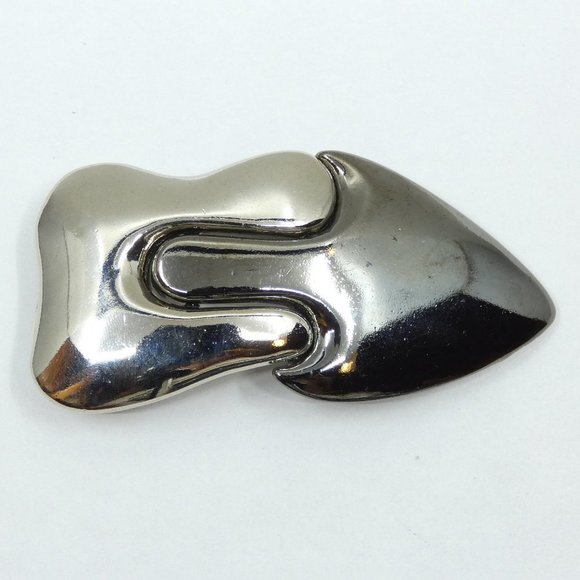 Vintage NOS Silver & Gunmetal Abstract Arrow Shape Interlocking Metal Bu… - Picture 1 of 6